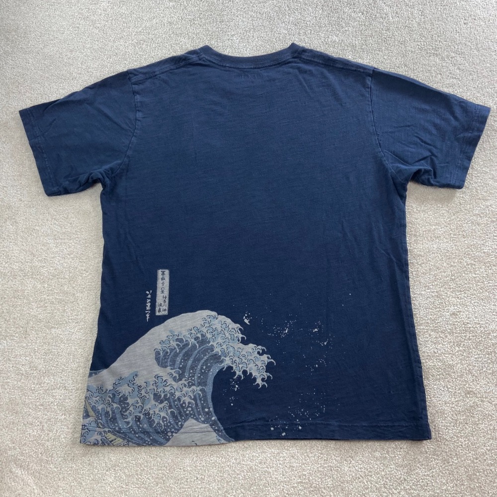 Uniqlo UT T-Shirt Men Large Navy Hokusai Great Wave MFA Boston Graphic Pocket